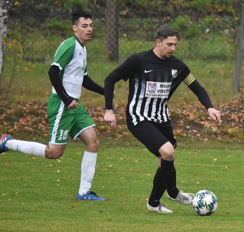 Fotbalová I.B třída: Střelské Hoštice - Volyně 3:0.