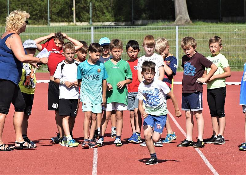 Mladí atleti soutěžili v okresním kole atletických soutěží 1. - 5. tříd.