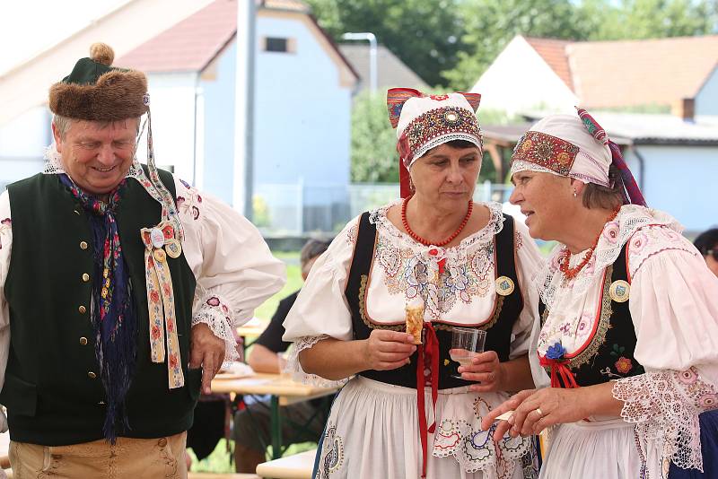 Čejetice usilovaly o titul Jihočeské vesnice roku pět let. Místní lidé si život v Čejeticích chválí.