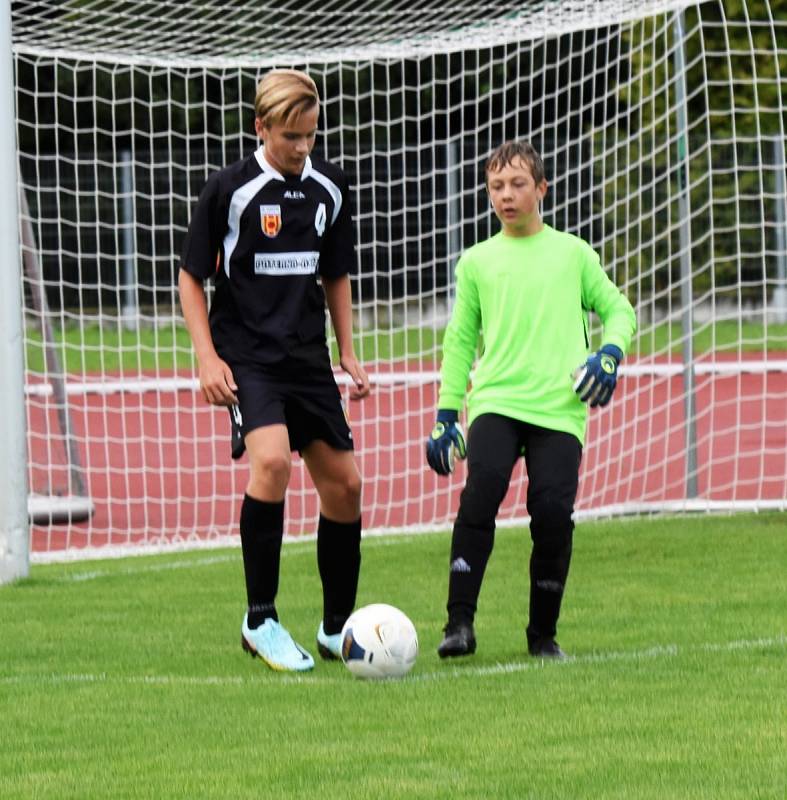 Česká divize U15: Junior Strakonice - Motorlet Praha 3:6 (3:1).