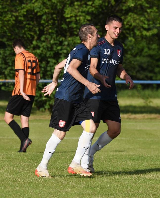 Fotbalový OP Strakonicka: Štěkeň - Balvani Strakonice 8:1 (3:1).