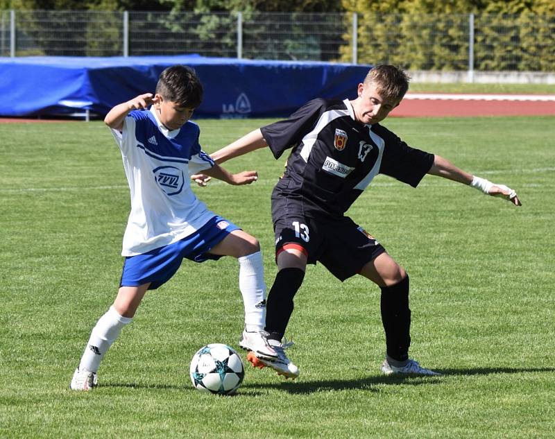 KP starších žáků: Junior Strakonice - Milevsko 5:3 (1:2).