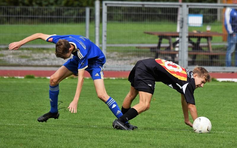 Česká divize U15: Junior Strakonice - Motorlet Praha 3:6 (3:1).