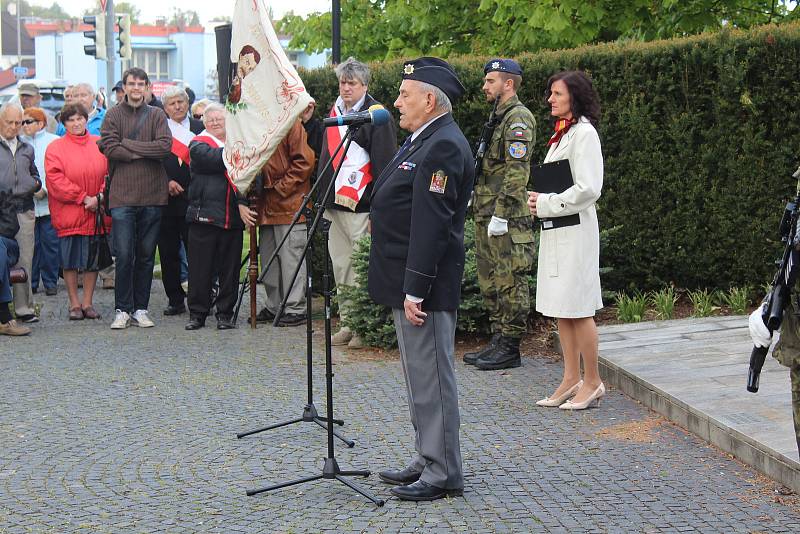 Pietní akt Na Dubovci 6. května 2019.