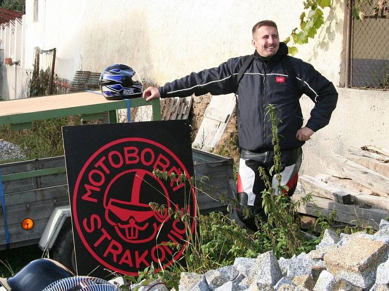 Motobobři zakončili sezonu 2009 funusem pincka a vyjížďkou.