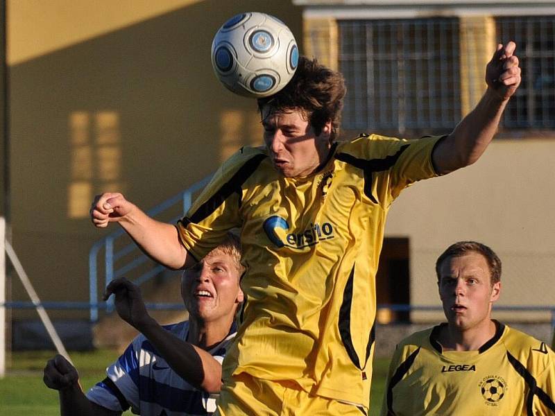 Katovice poprvé v sezoně zaváhaly, venku s Planou nad Lužnicí prohrály 3:4.