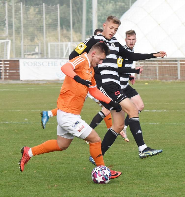 Fortuna Divize: Dynamo České Budějovice B - Otava Katovice 2:2 (0:1).