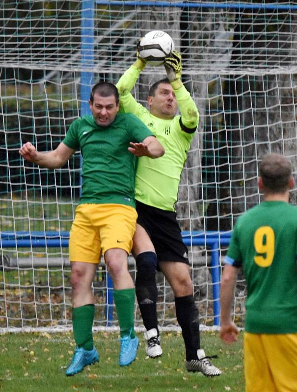 Fotbalisté Junioru Strakonice doma v derby porazili Prachatice 2:0.