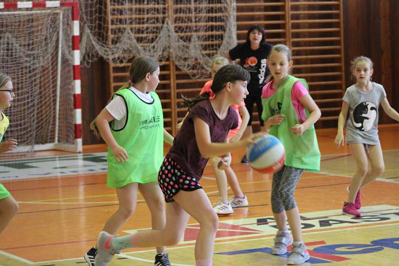 Strakonické basketbalistky připravují tradiční kemp pro nejmenší.