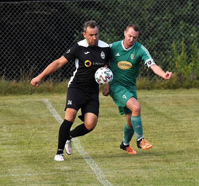 Předkolo Jč. poháru fotbalistů: Lom u Blatné - Mladá Vožice 2:3 (2:2). Foto: Jan Škrle