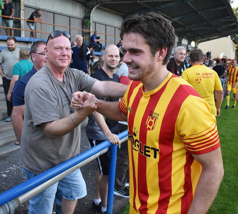 Fotbalový krajský přebor: Junior Strakonice - Třeboň 2:1.