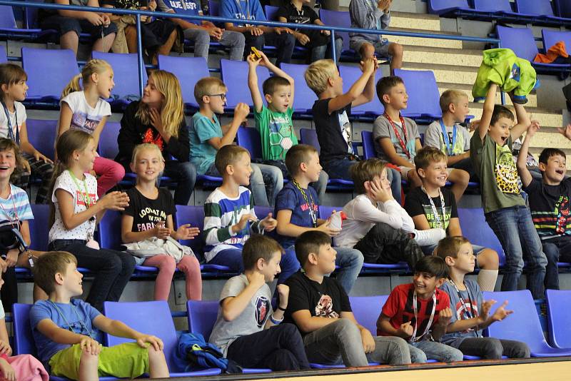 Superfinále zakončilo ročník Školské ligy v basketbale.