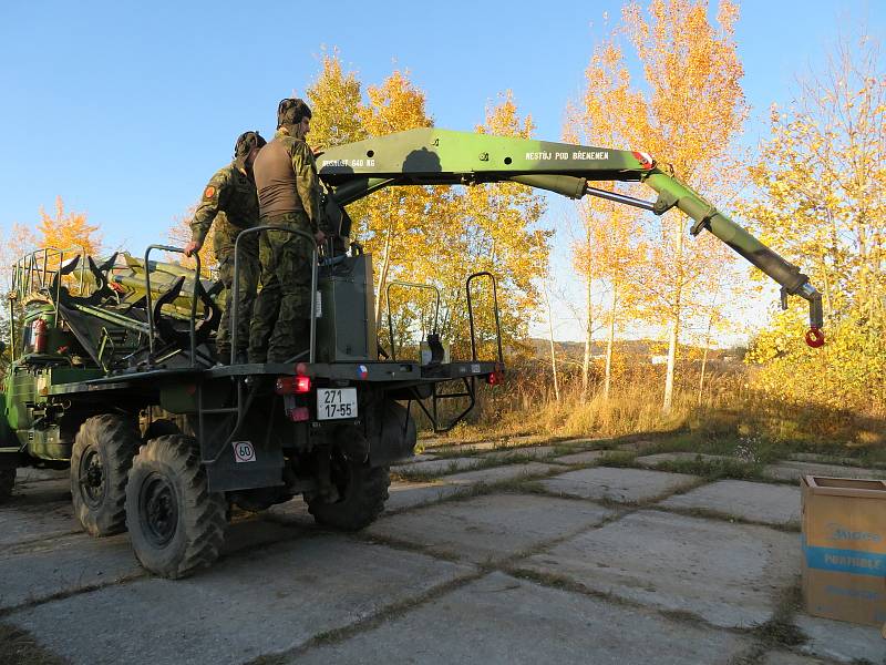 V prostorách 25. protiletadlového raketového pluku ve Strakonicích se v pátek 22. října uskutečnila již popáté náborová akce pro veřejnost, Vojákem na zkoušku.