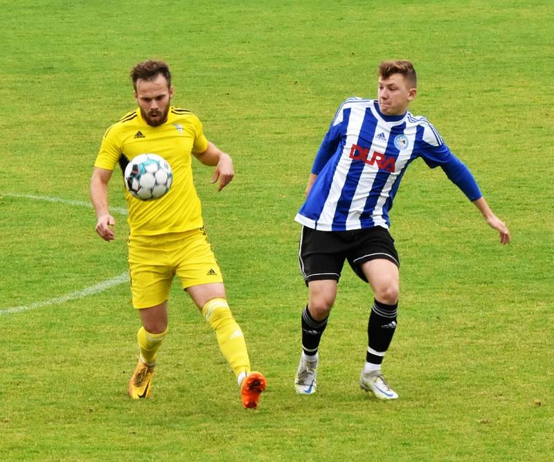 Fotbalová I.A třída: Blatná - Čkyně 2:1 (2:0).