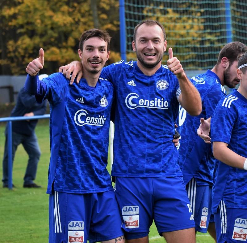 Fotbalová divize: Otava Katovice - Viktoria Mariánské Lázně 5:1 (1:0).