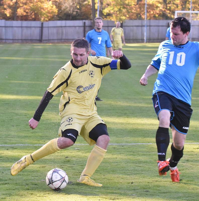 Malenice venku porazily béčko Katovic 2:1 a jsou v čele okresního přeboru.