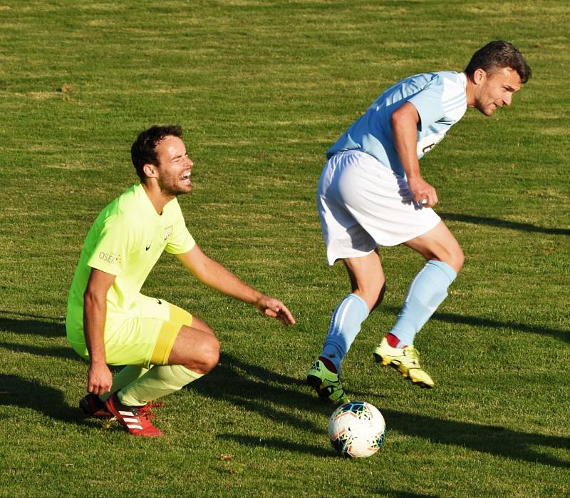 Fotbalový KP: Osek - Olešník 2:1.