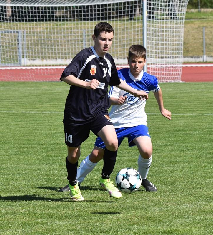 KP starších žáků: Junior Strakonice - Milevsko 5:3 (1:2).