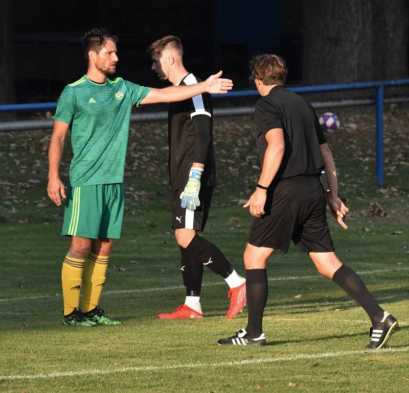 Fotbalový KP: Junior Strakonice - Tatran Prachatice 3:2.