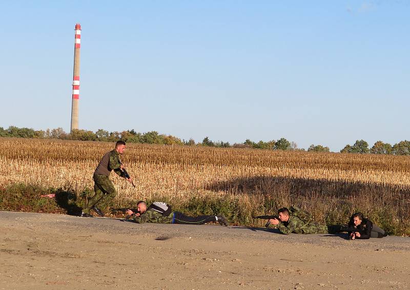 V prostorách 25. protiletadlového raketového pluku ve Strakonicích se v pátek 22. října uskutečnila již popáté náborová akce pro veřejnost, Vojákem na zkoušku.