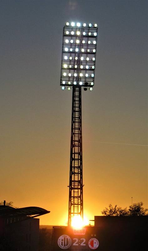 Strakoničtí fanoušci Slavie nemohli chybět na Dynamu.