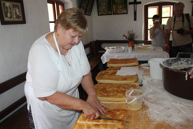 Dožínky na hoslovickém mlýnu.