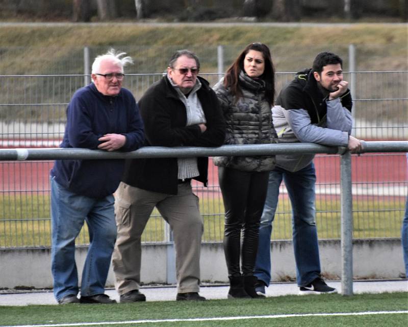 Žáci Junioru Strakonice se v přípravě utkali s fotbalisty FC MAS Táborsko.