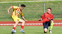 Divize staršího dorostu: Junior Strakonice - Senco Doubravka 3:2 (1:1).