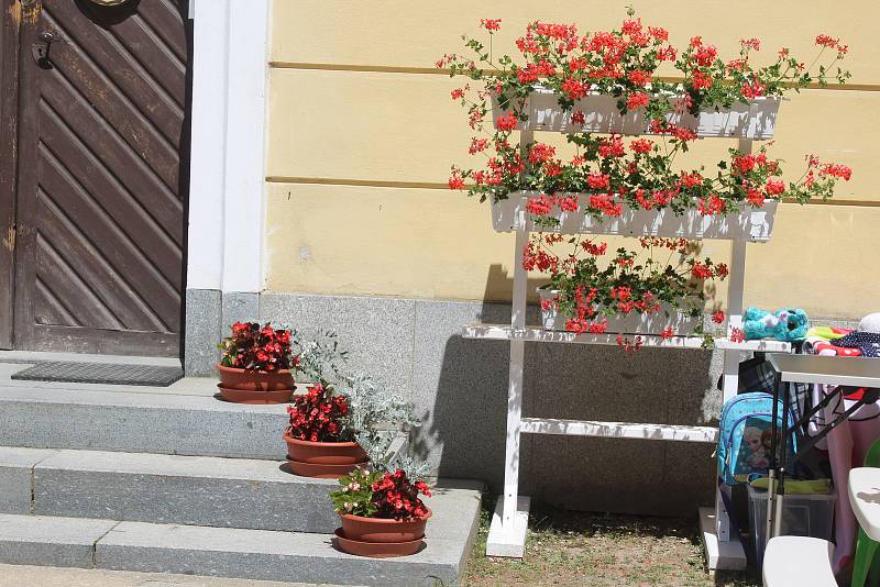 Rybářské slavnosti v Blatné se v sobotu odehrávaly u sádek, na zámku a také v pivovaru