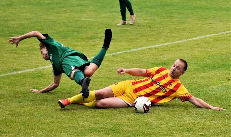 Přípravný fotbal: Junior Strakonice - Tatran Prachatice B 6:2.