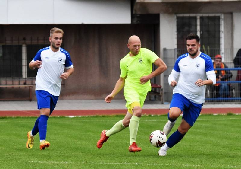 Fotbalový KP: Junior Strakonice - TJ Osek 1:1 (0:0).