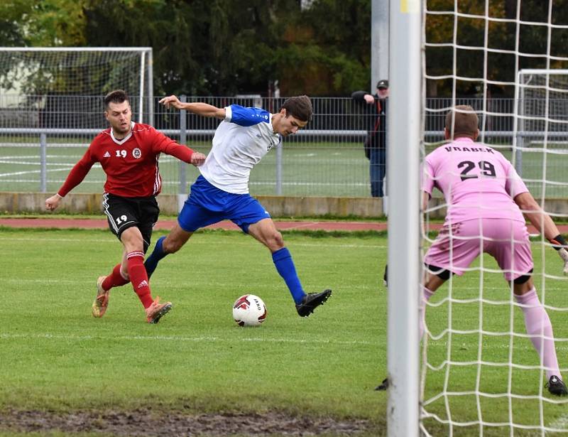 Fotbalový KP: Junior Straonice - Trhové Sviny 6:1 (4:1).