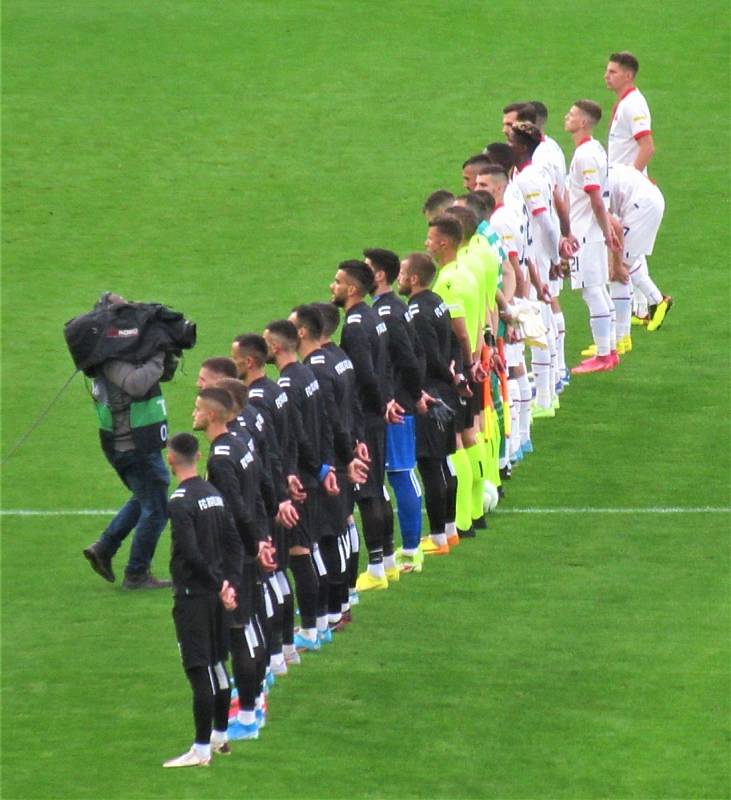 Strakoničtí fandové Slavia Praha vyrazili na Konferenční ligu proti FC Ballkani.