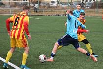 Fotbalová příprava: Junior Strakonice - Otava Katovice 2:5 (1:4).