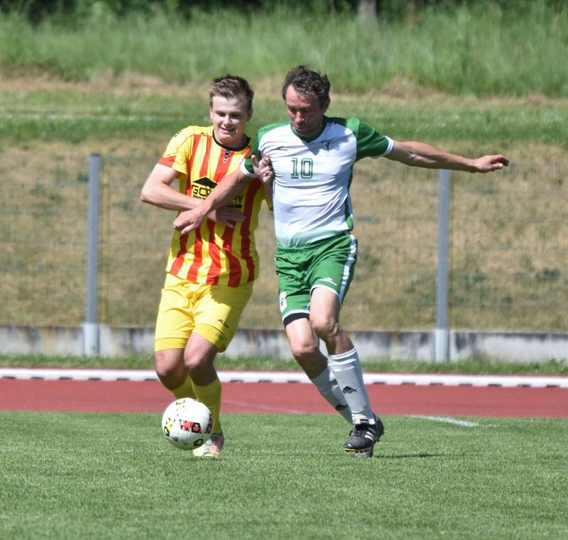 Fotbalová I.B třída: Junior Strakonice B - Střelské Hoštice 2:0 (1:0).