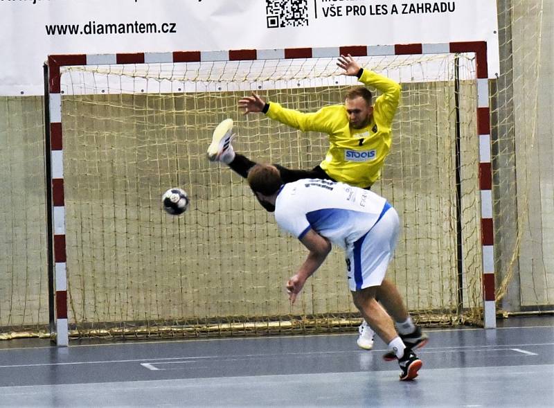 I. liga házenkářů: HBC Strakonice - Dvůr Králové 36:21.