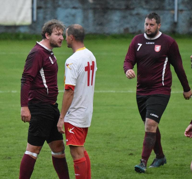 Fotbalový OP Strakonicka: Junior B - Štěkeň 4:1.