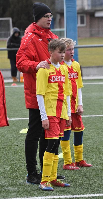 Žáci Junioru Strakonice se v přípravě utkali s fotbalisty FC MAS Táborsko.