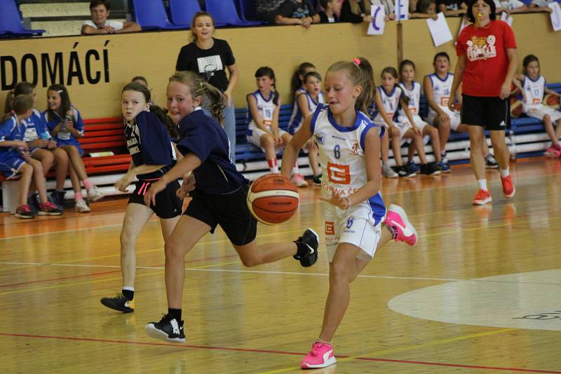 Superfinále zakončilo ročník Školské ligy v basketbale.