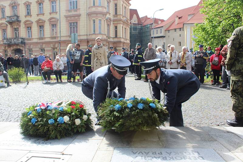 Pietní akt Na Dubovci 6. května 2019.