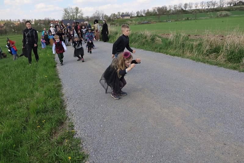 Slet čarodějnic v Radomyšli.