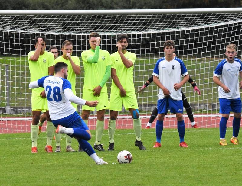 Fotbalový KP: Junior Strakonice - TJ Osek 1:1 (0:0).