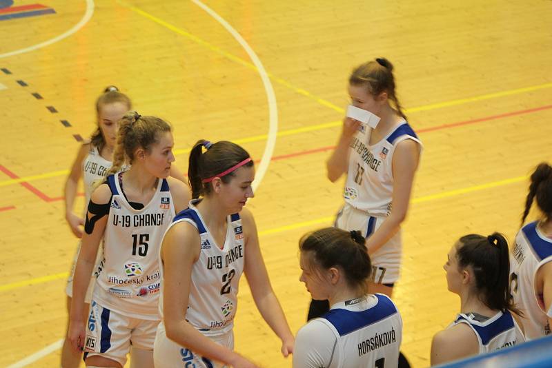 Renomia ŽBL: BK Strakonice - Slovanka 67:65.