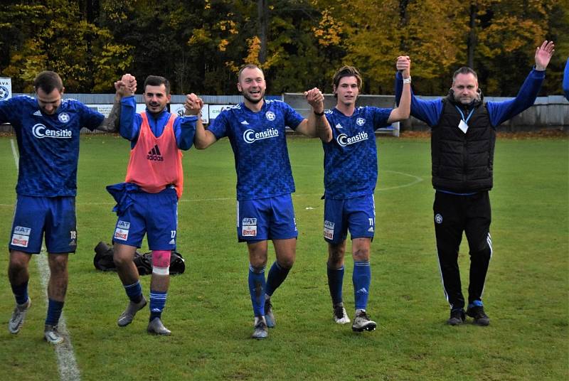 Fotbalvá divize: Otava Katovice - Slavoj Český Krumlov 2:1 (1:0).