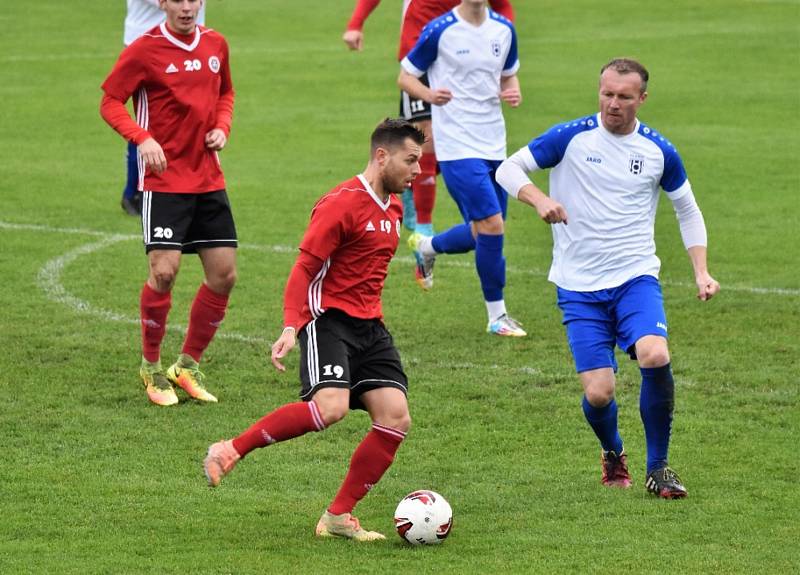 Fotbalový KP: Junior Straonice - Trhové Sviny 6:1 (4:1).