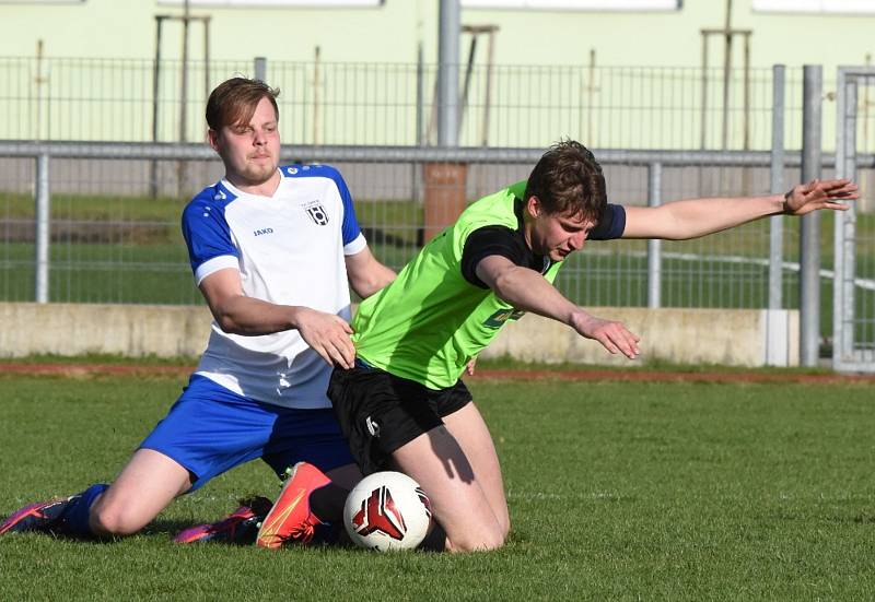 Fotbalový KP: Junior Strakonice - Rudolfov 1:2 (1:2).