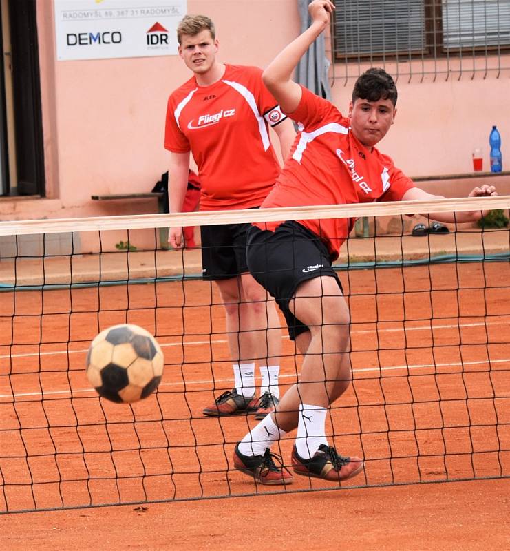 Dorostenecká Liga: TJ Radomyšl - Dynamo ČB 4:3.