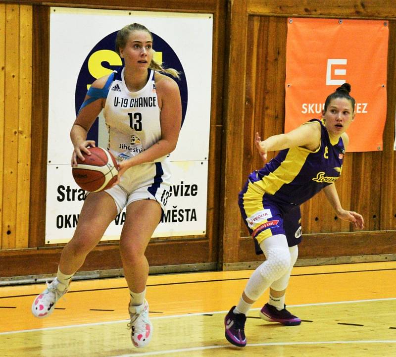 Renomia ŽBL: BK Strakonice - Slovanka 64:79.