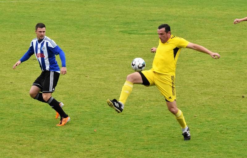 Fotbalová I.A třída: Blatná - Čkyně 2:1 (2:0).