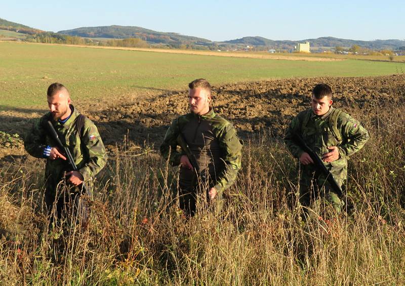 V prostorách 25. protiletadlového raketového pluku ve Strakonicích se v pátek 22. října uskutečnila již popáté náborová akce pro veřejnost, Vojákem na zkoušku.